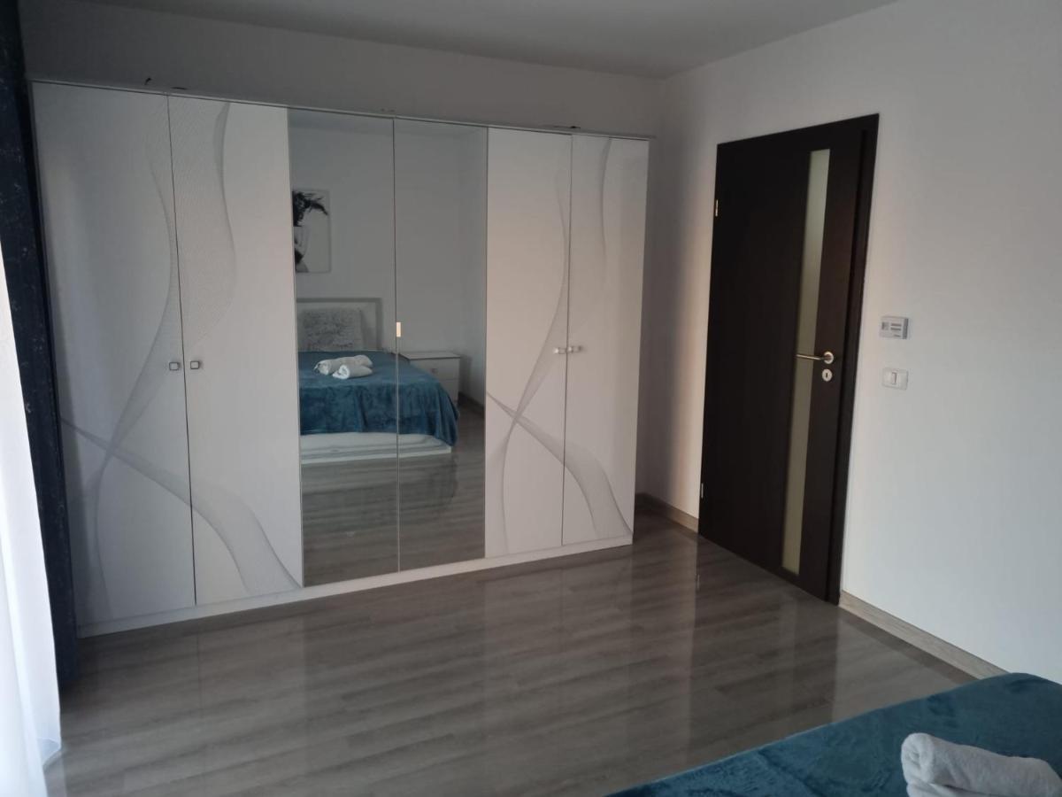 Izabella Guest House Сэчеле Экстерьер фото