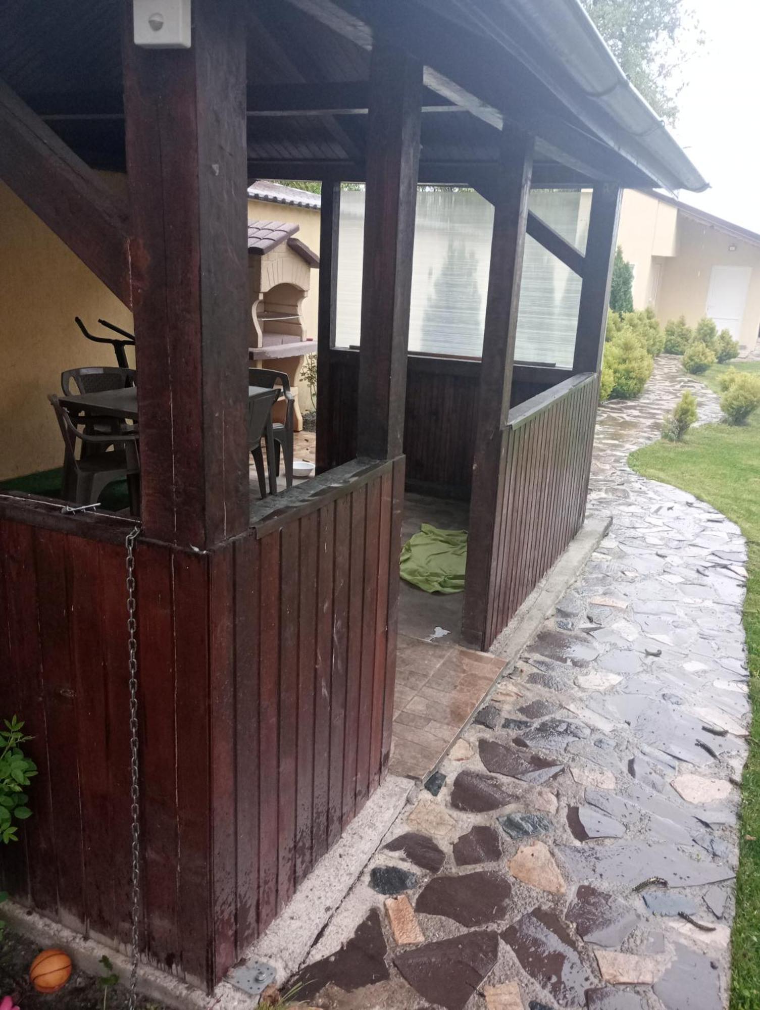 Izabella Guest House Сэчеле Экстерьер фото